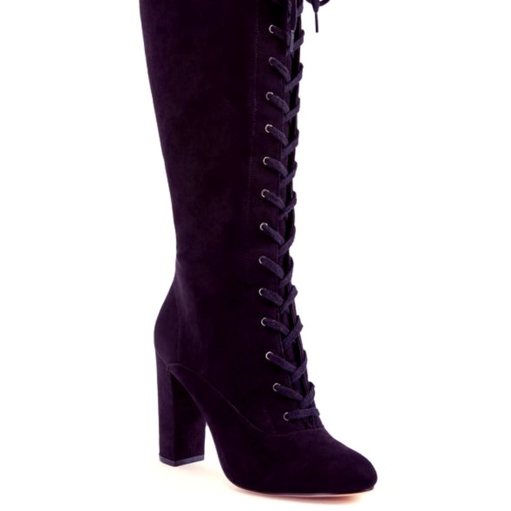 NWT Ardenne Lace-Up Heeled Boot *Size 11*
